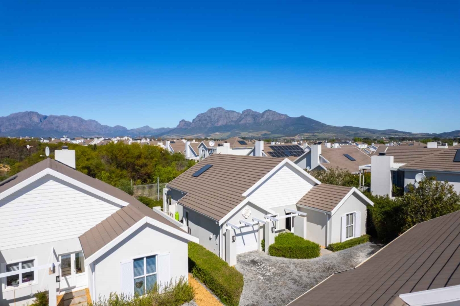 To Let 3 Bedroom Property for Rent in Val De Vie Estate Western Cape